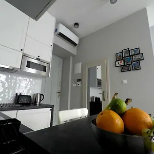 https://apart4u.krakowhotelspoland.com